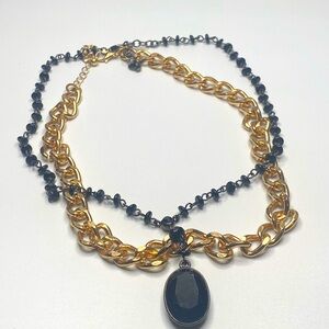 Necklace lot.